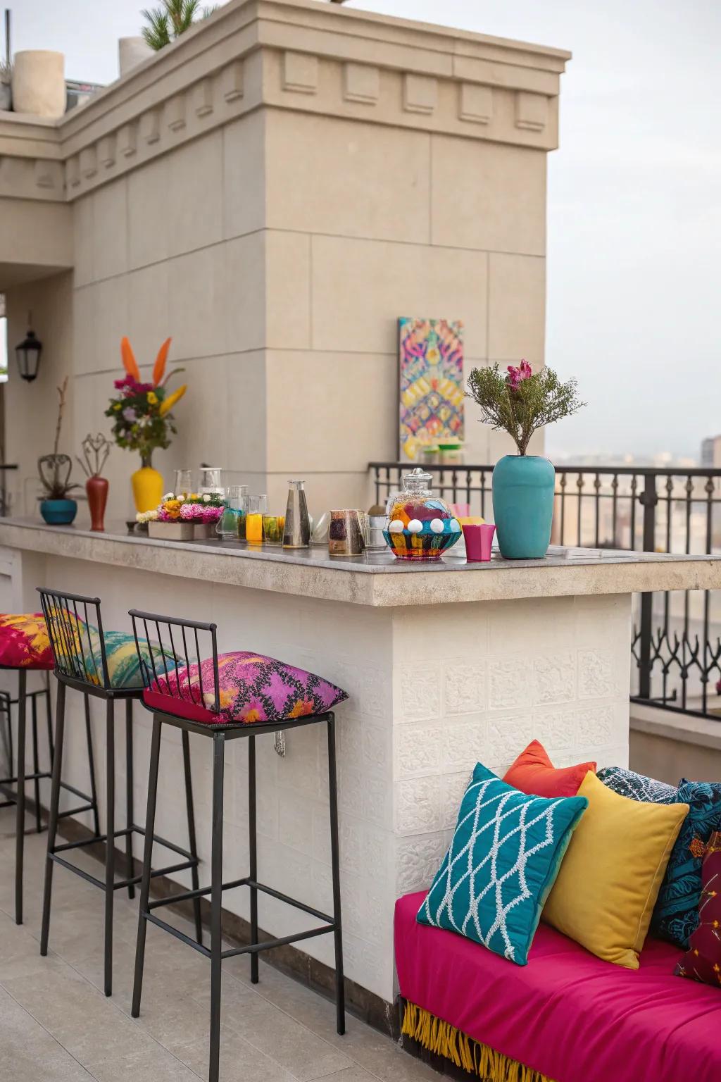 Colorful accents bring life to your balcony bar.