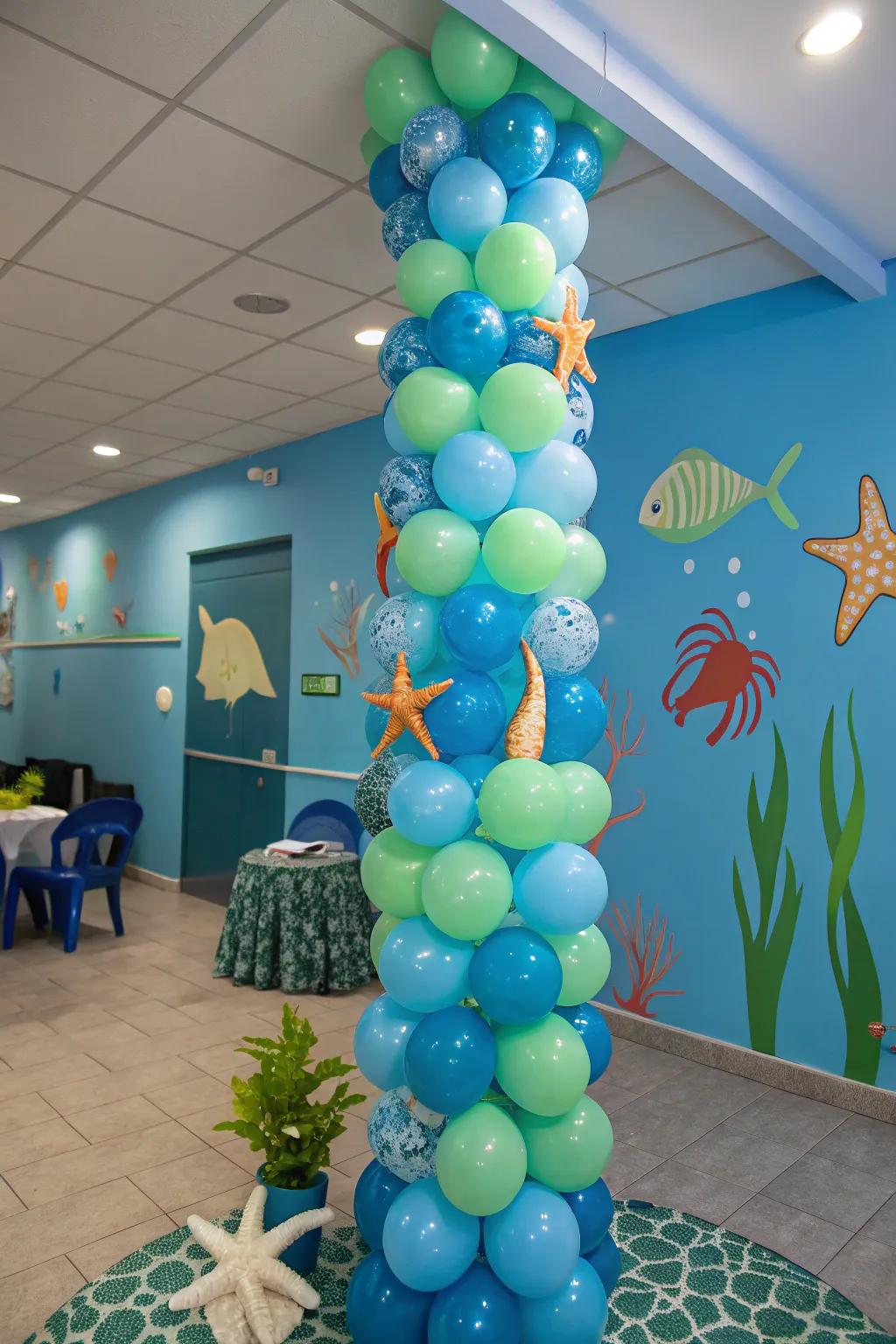 Make a splash with an under the sea balloon column.